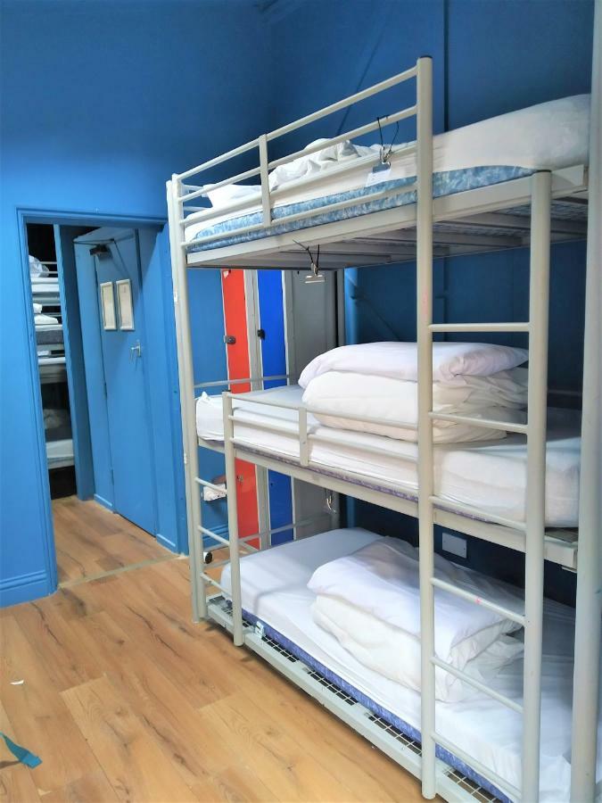 The Phoenix Hostel Paddington London Exteriör bild